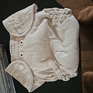 Esembly fitted cloth diapers
